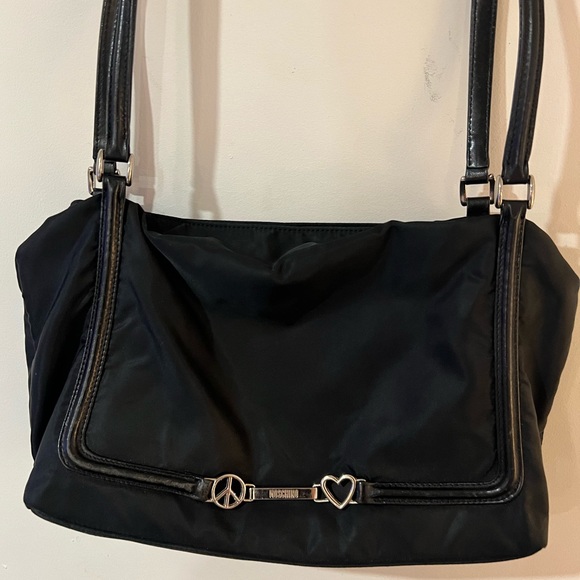 Vintage Moschino black nylon shoulder bag 🖤 - Picture 2 of 5